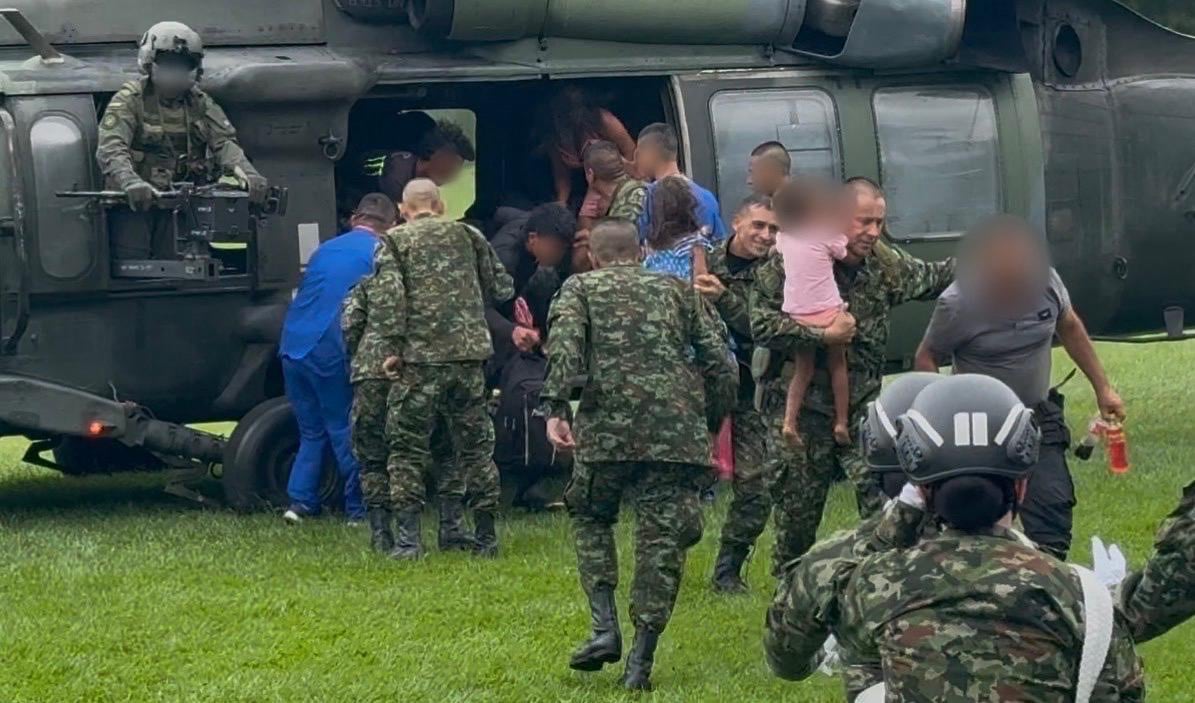 Rescate de seis niños en selva del Caquetá