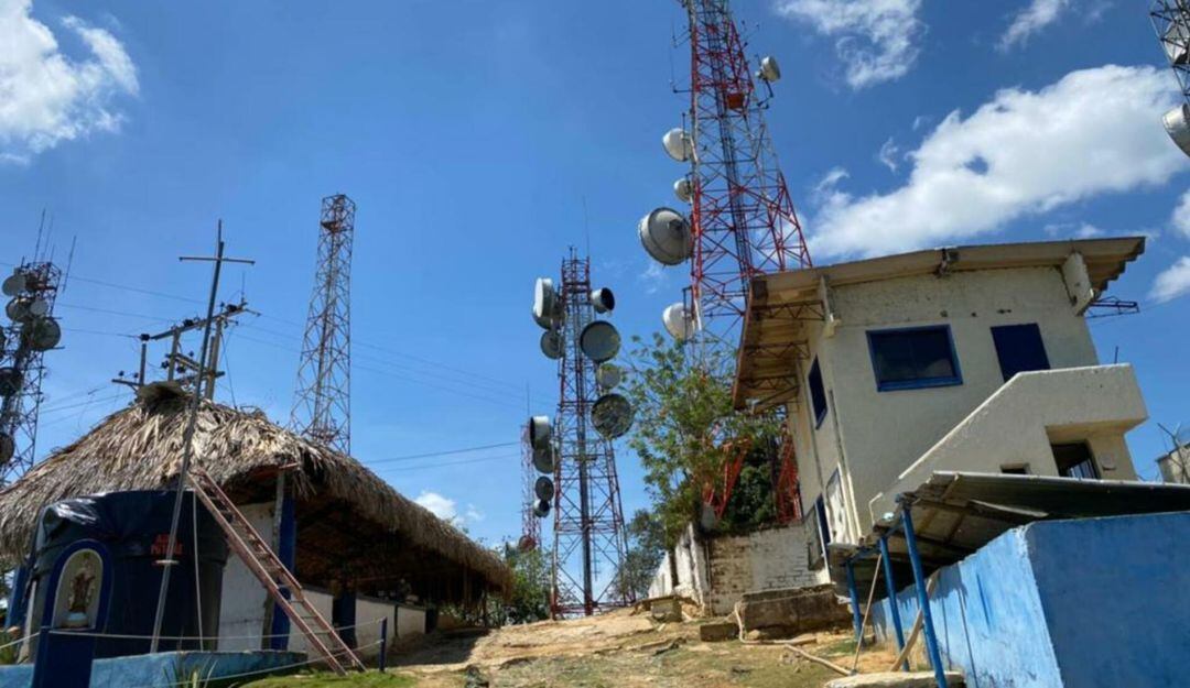 ANE se encarga de planear estratégicamente el uso del Espectro Radioeléctrico, así como de su Vigilancia y Control en todo el territorio nacional.