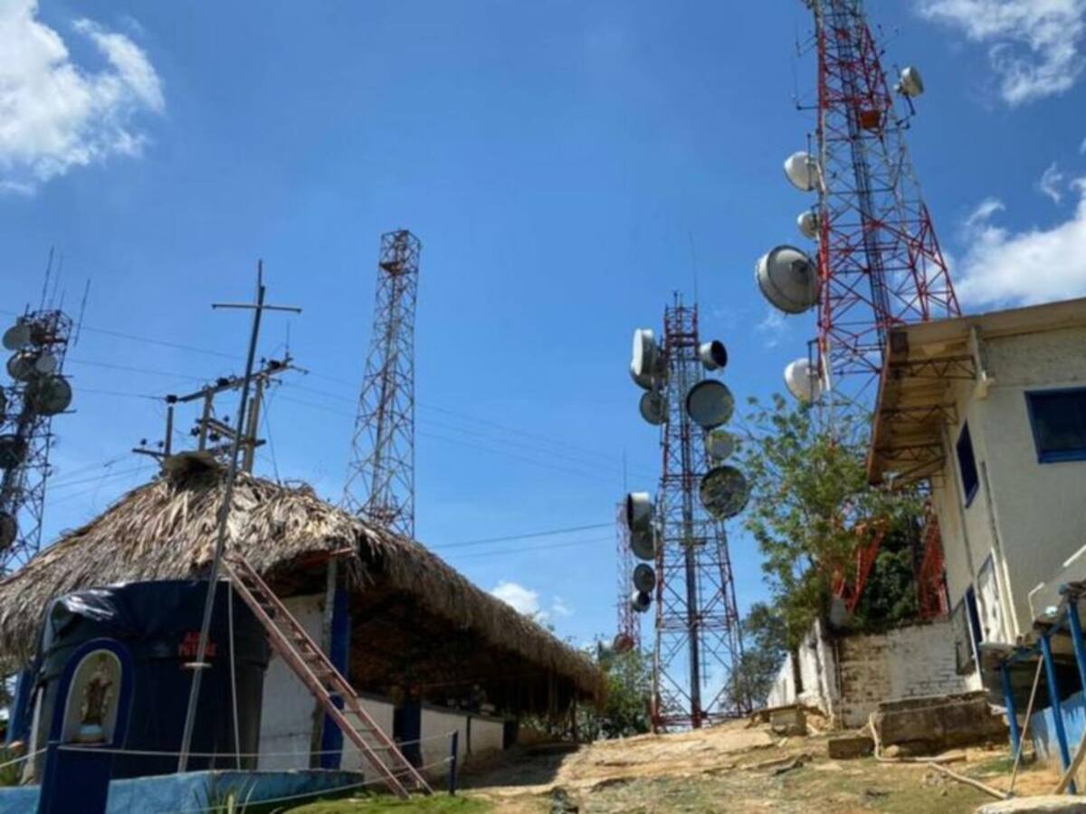 Conectan a internet colegios rurales de Ovejas con tecnología inalámbrica