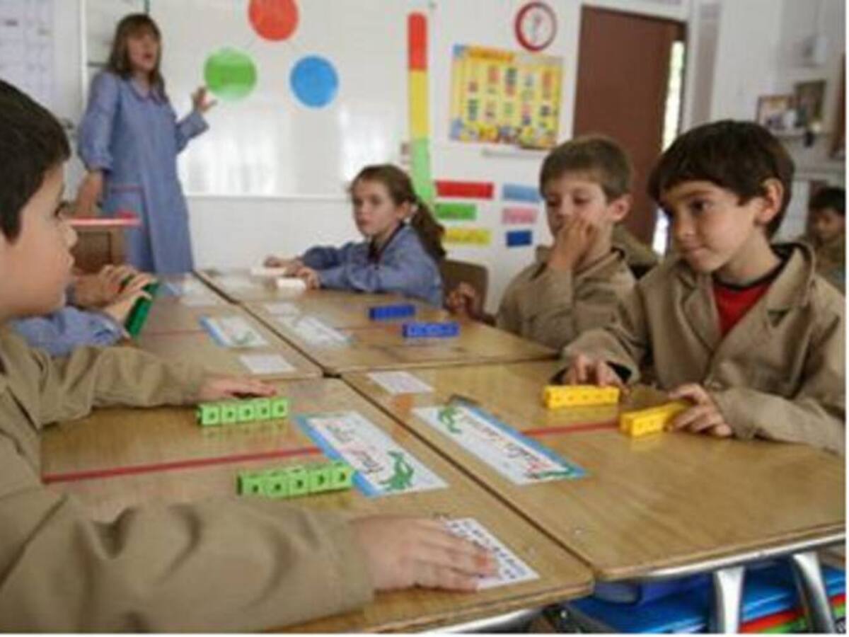 8.721 libros para el aprendizaje de matemáticas entregaron en colegios de Armenia