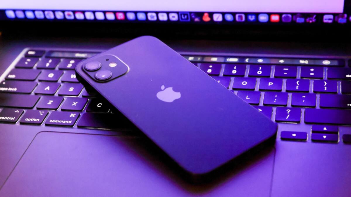 Mandó a arreglar su iPhone y terminaron publicando sus nudes