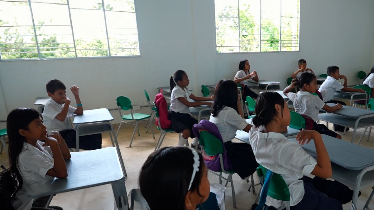 Contraloría logra beneficiar a 459 personas en Leticia con su apoyo en entrega de colegio