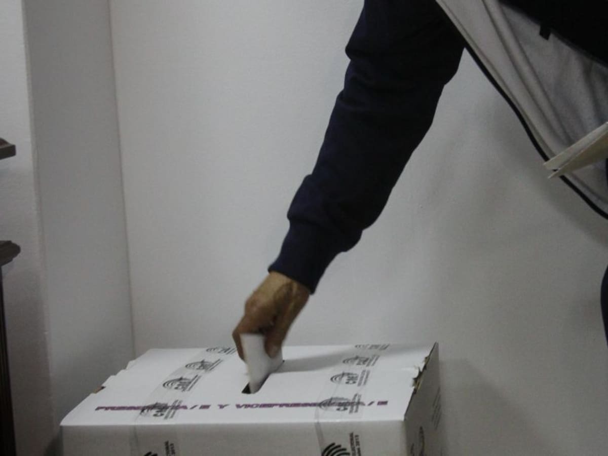 ¿Es posible ir a votar a un consulado o embajada durante la cuarentena?
