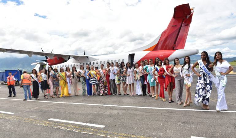 Candidatas al Reinado Nacional del Folclor
