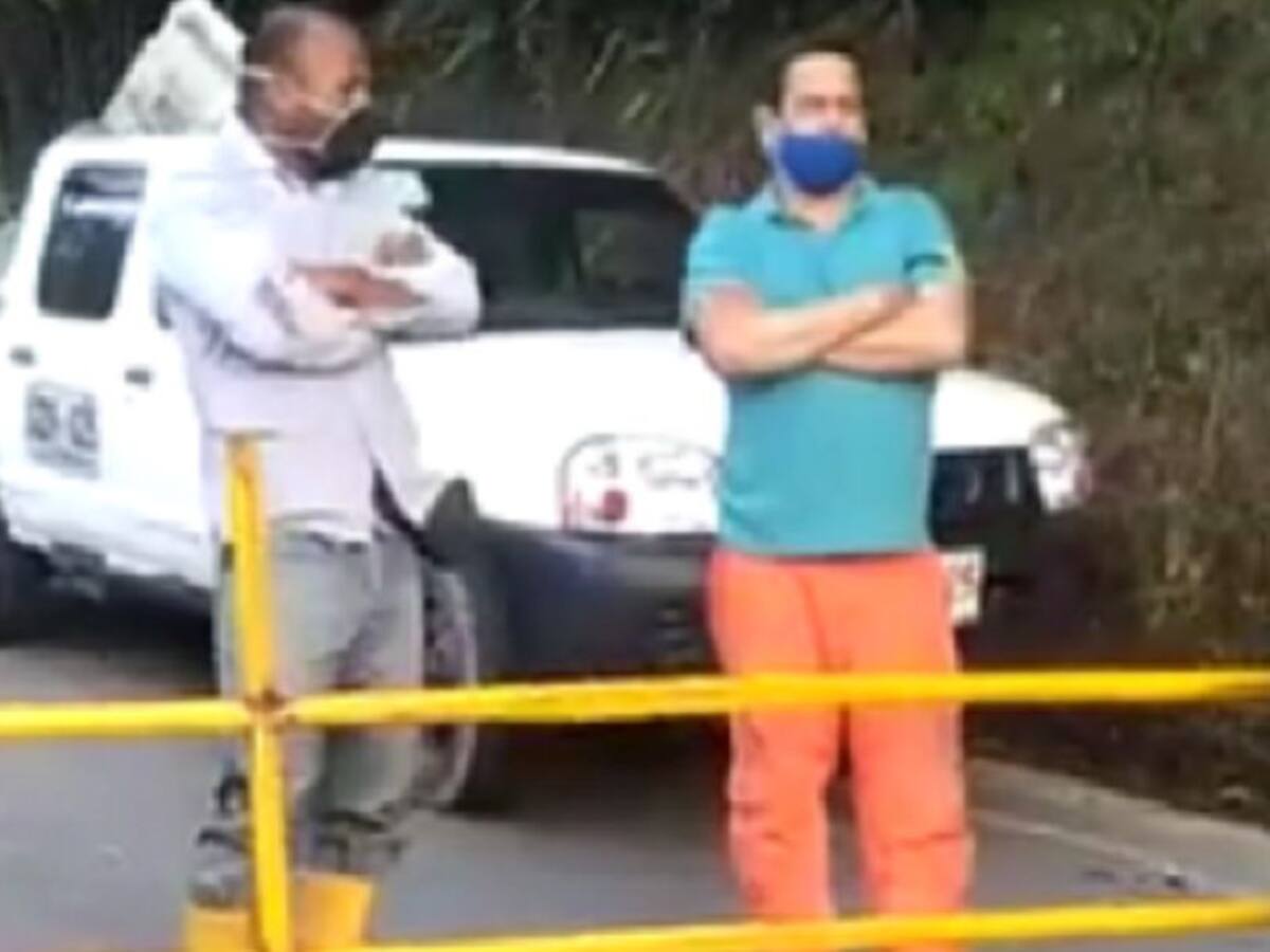 La puerta con candado al ingreso de Salento opera desde inicio de pandemia