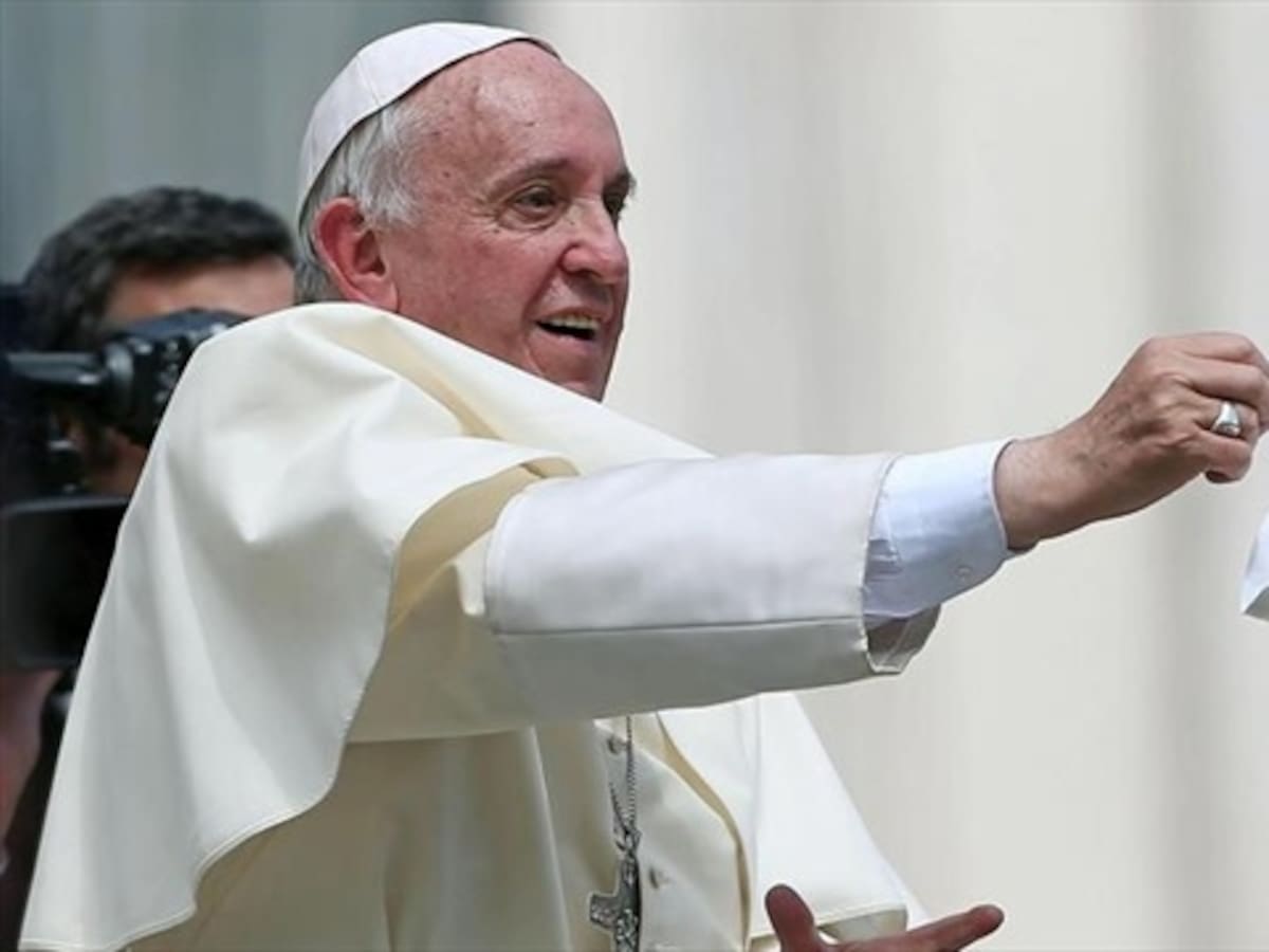 Papa anticiparía visita a Colombia para impulsar el proceso de paz: Iglesia