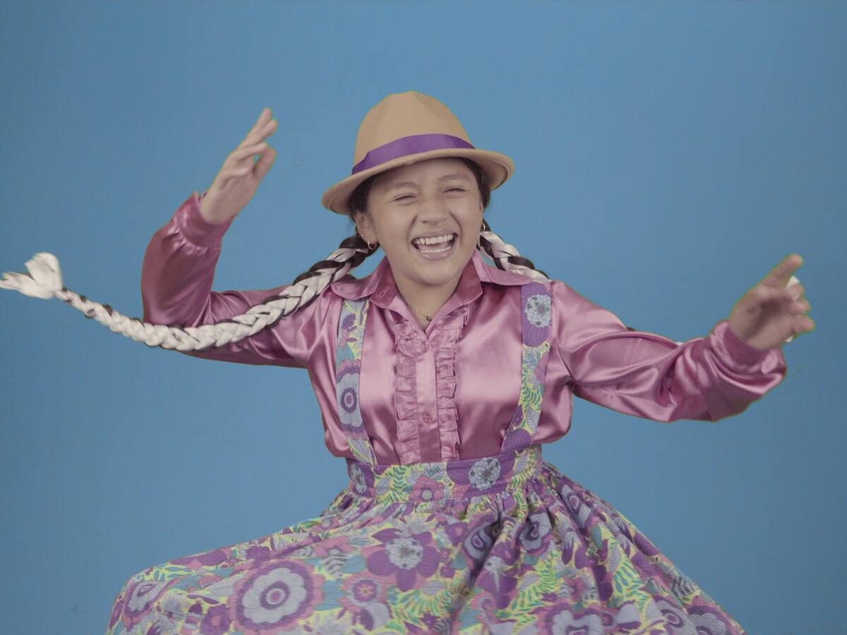 “La carranguerita” lanza una canción a los animales de “La granja”