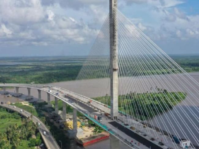 Van 32 comparendos por descontrol en el nuevo Puente Pumarejo
