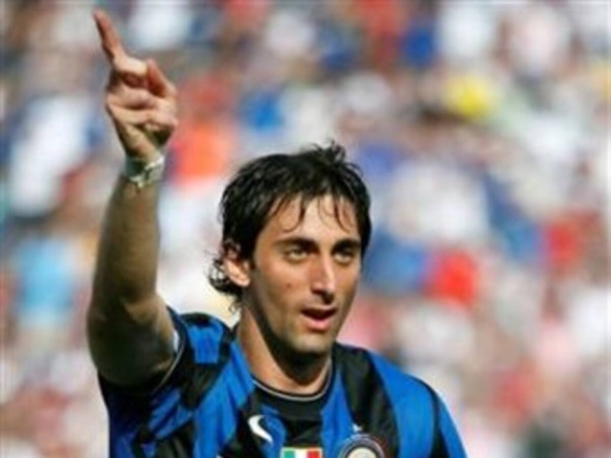 Diego Milito renueva su contrato con el Inter de Milán hasta 2014