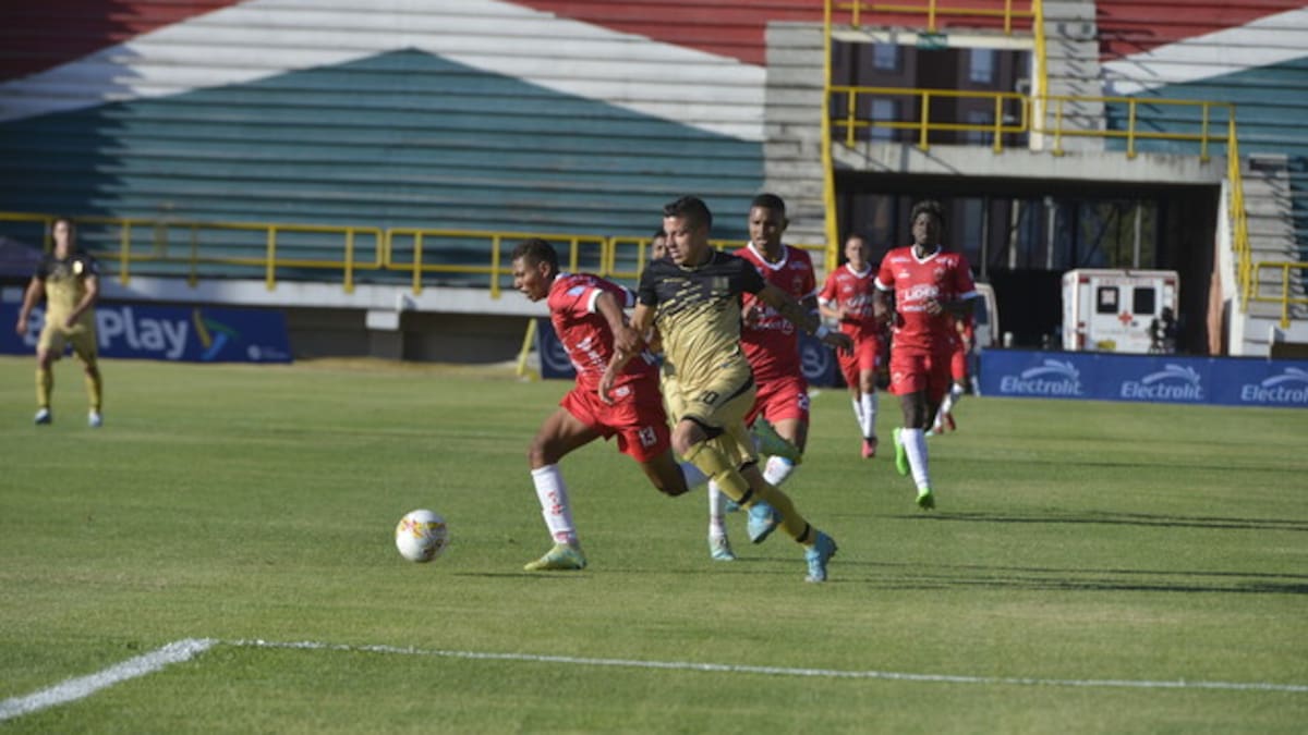 Patriotas y Águilas Doradas abren la tercera fecha con un pálido empate