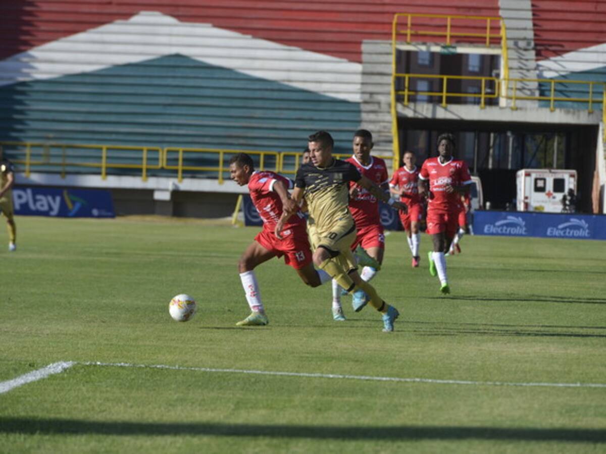 Patriotas y Águilas Doradas abren la tercera fecha con un pálido empate