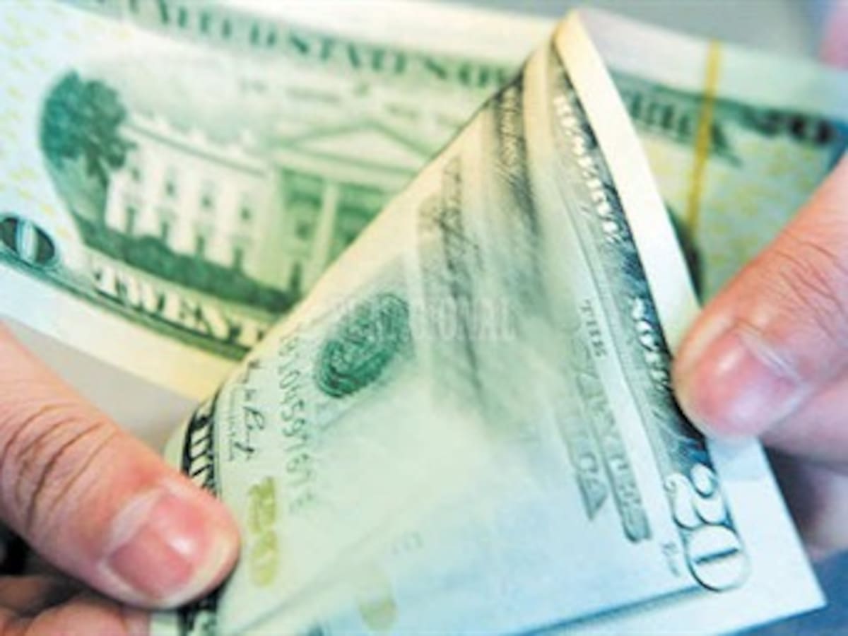 'Floja' reacción del dólar a medidas del Banco de la República