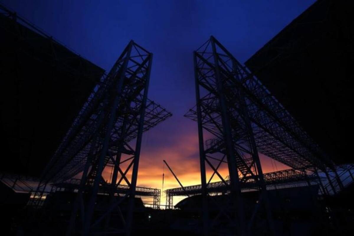 Aspecto general de las obras en Arena Pantanal, estadio de Cuiabá (capital de Mato Grosso) en Brasil. La sede del partido Colombia - Japón atrasó la entrega de las obras hasta mediados de febrero por problemas para contratar trabajadores.