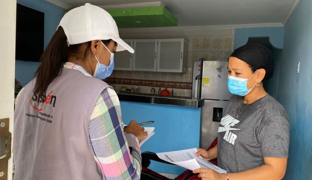 La oficina móvil se ha trasladado a más de 20 sectores de Cartagena, para actualización de fichas, inclusiones y encuestas nuevas