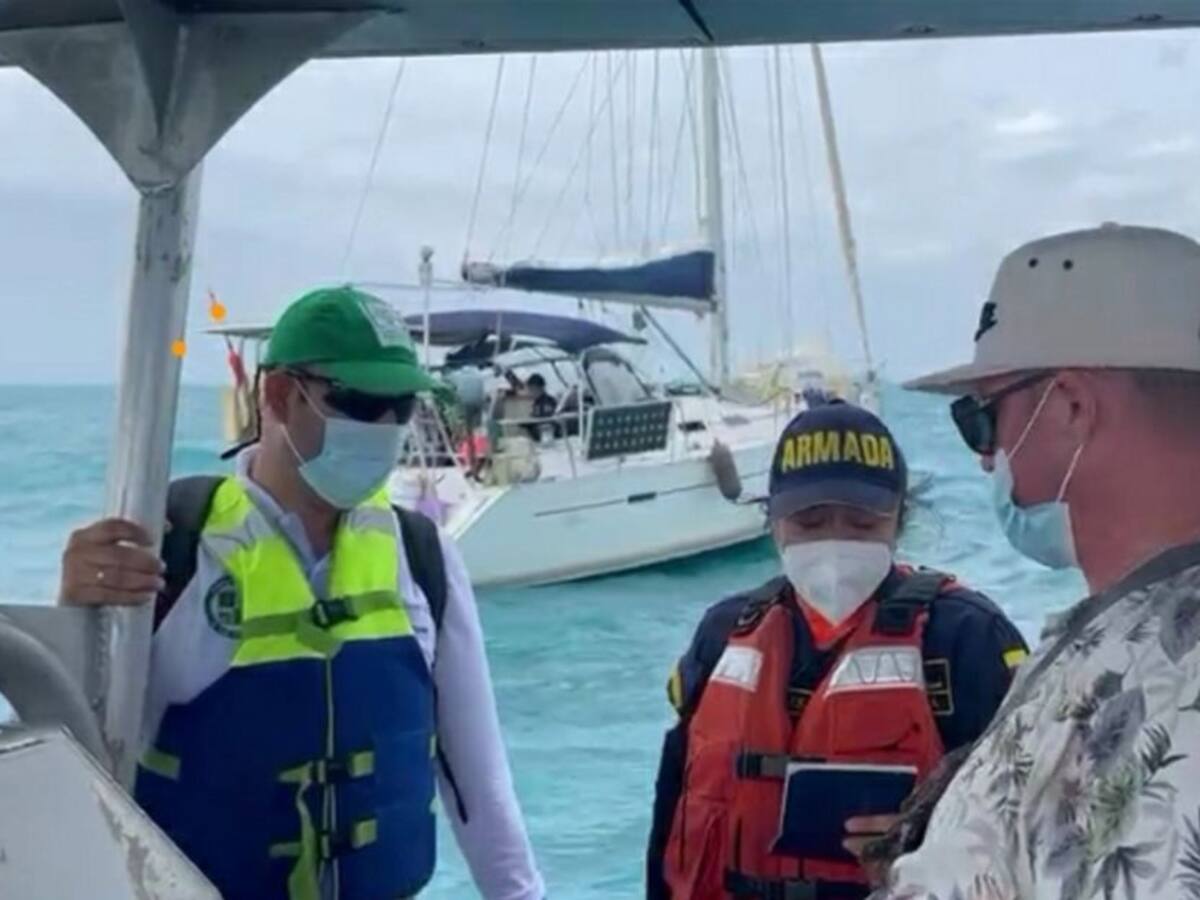 Rescatados tres extranjeros tras quedar a la deriva en el mar Caribe