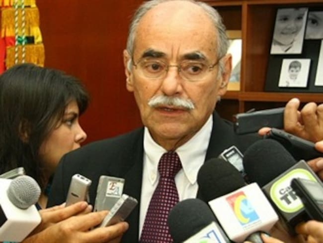 Horacio Serpa criticó defensa de Gobierno ante CIDH por holocausto del Palacio de Justicia