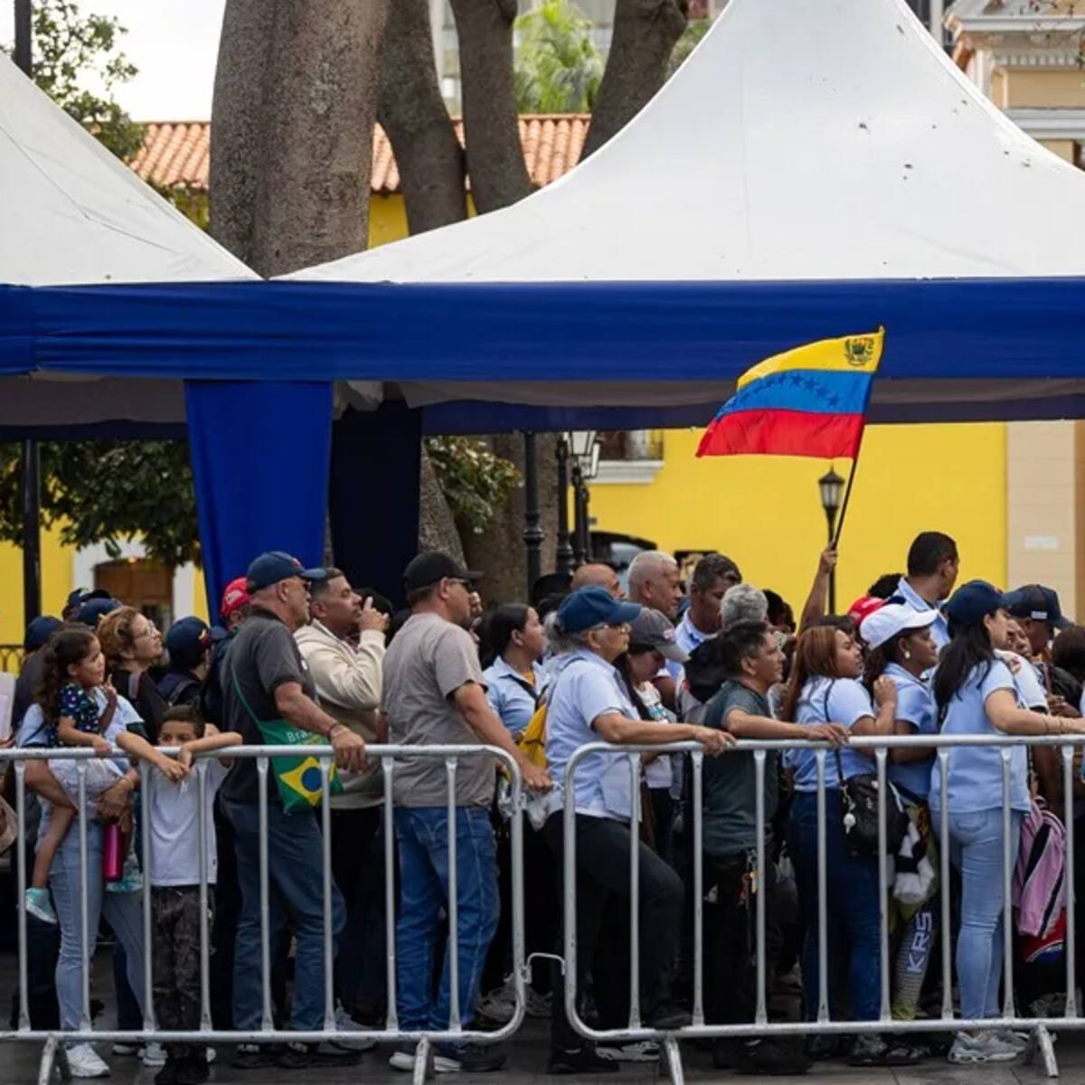Chavistas reúnen cartas para pedir la liberación de Nicolás Maduro y Cilia Flores
