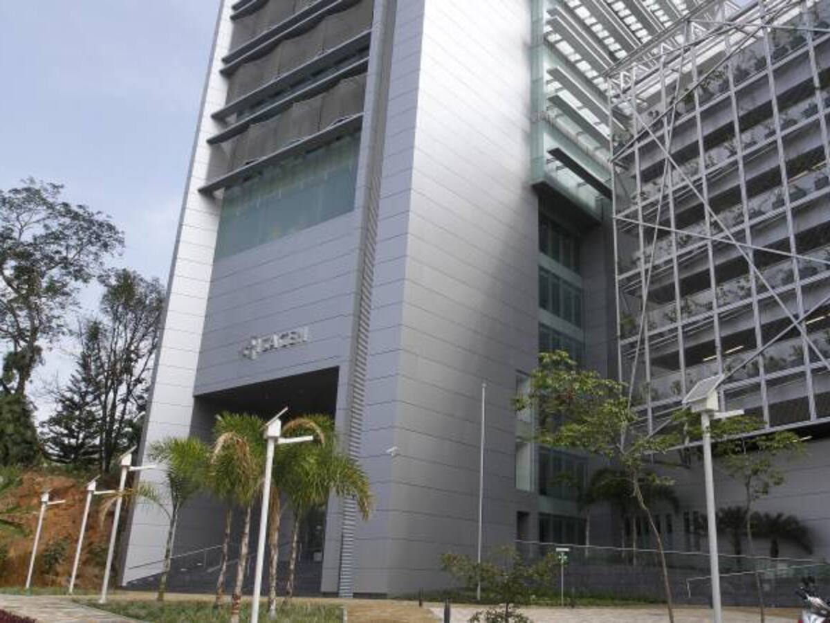 Vicepresidente niega que recursos de Isagen sean para tapar hueco fiscal