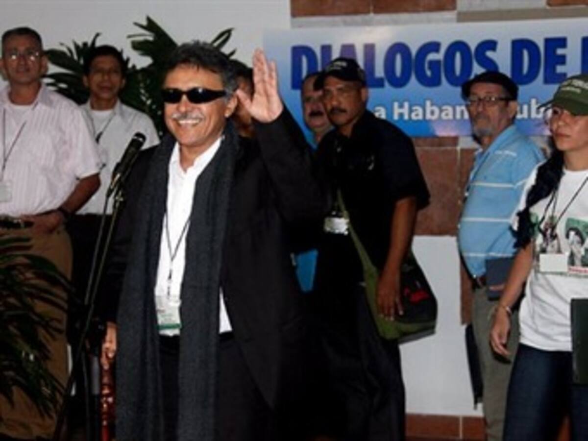 Farc desmiente viaje de comisión guerrillera a funeral de Hugo Chávez