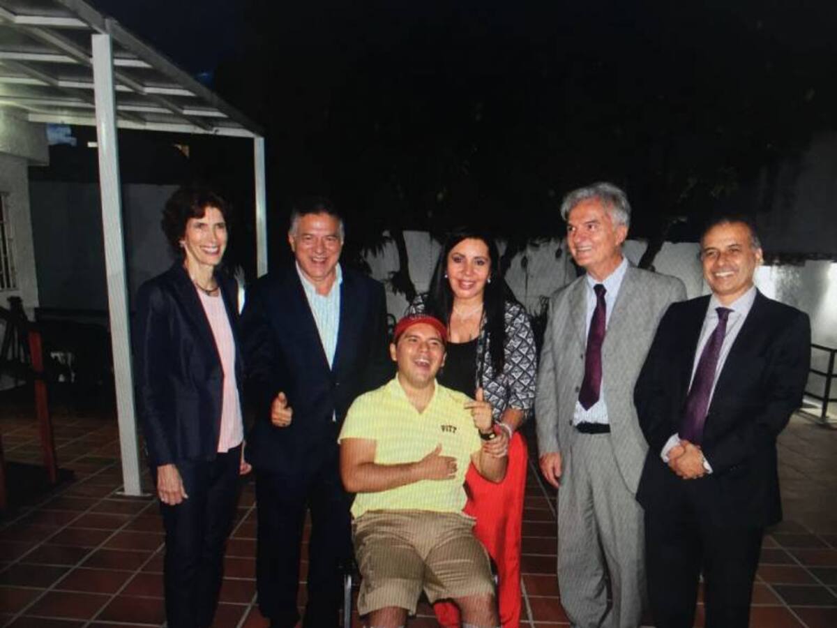 Familia de exalcalde habla de milagro y monta centro para atender traumas