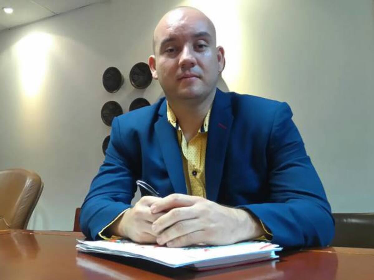 Propietarios de locales en CC del café que los arrienden podrían perderlos