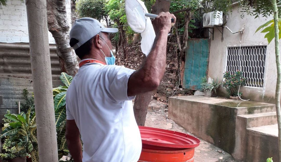 Campañas para reducir casos de dengue
