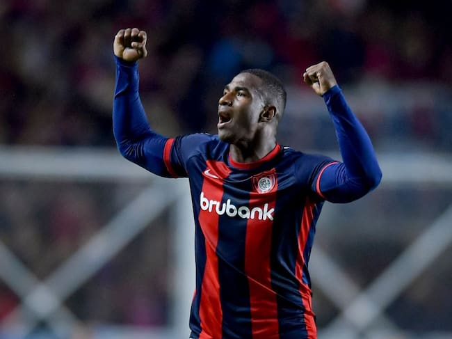 Jhohan Romaña, defensor colombiano de San Lorenzo / Getty Images