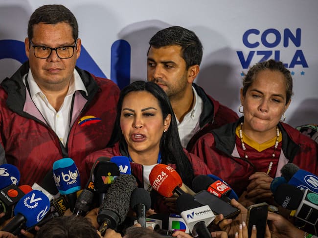 El régimen de Maduro entregará las actas cuando las termine de falsificar: Delsa Solórzano