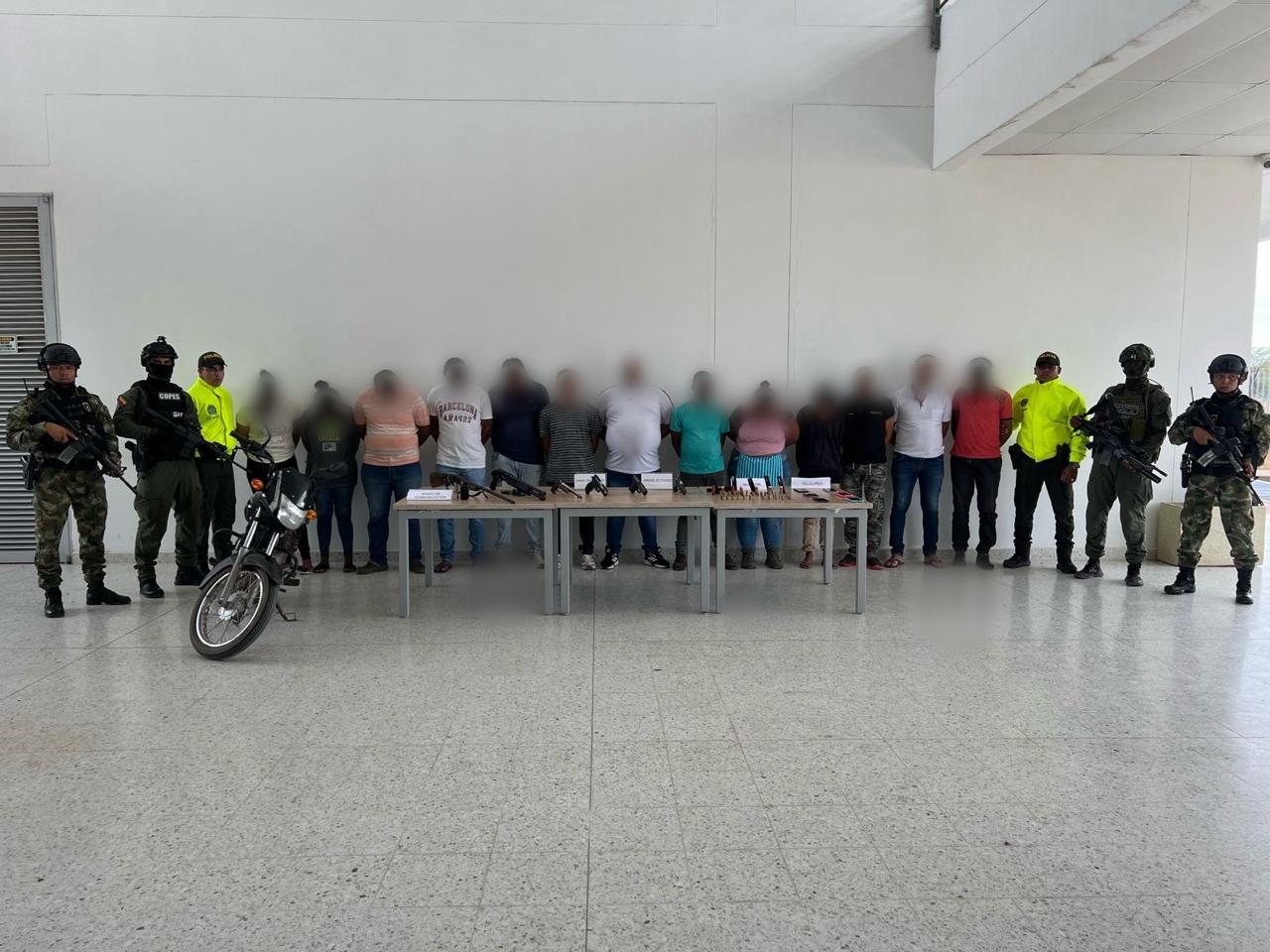 Captura masiva de presuntos miembros del Clan del Golfo en el Cesar. Cortesía: Policía Nacional.