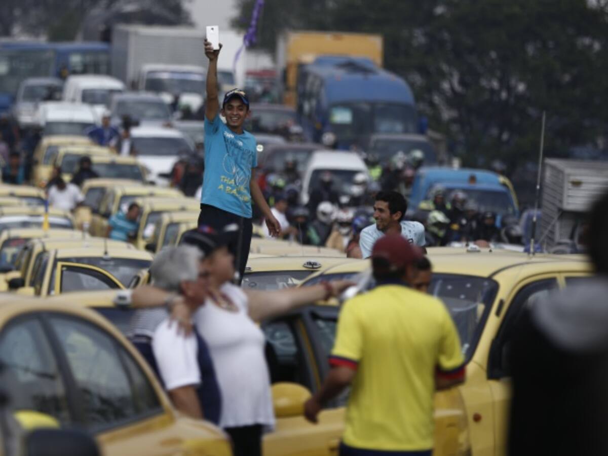 Nueva suspensión a reemplazo de taxímetros por tabletas en Bogotá