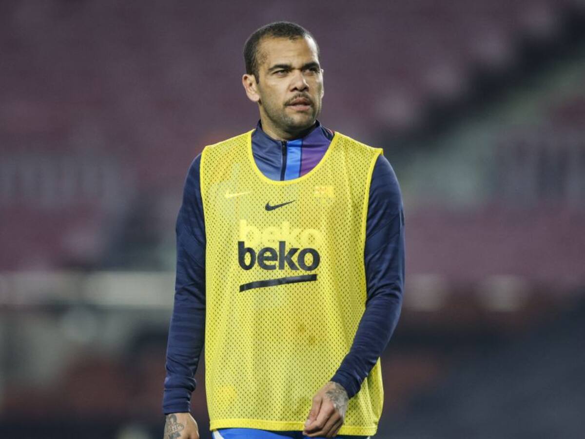 Dani Alves da positivo al COVID-19 en el Barça: Hay otro jugador contagiado