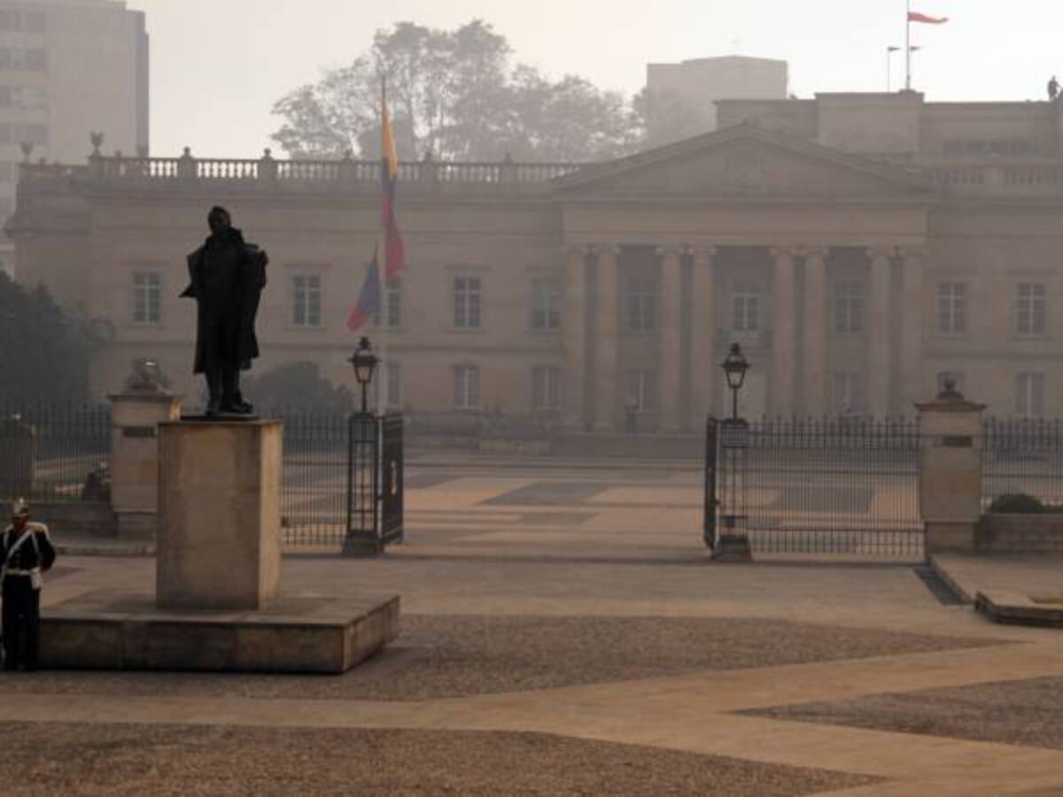 Pese a incendio habrá clases en colegios y universidades del centro de Bogotá