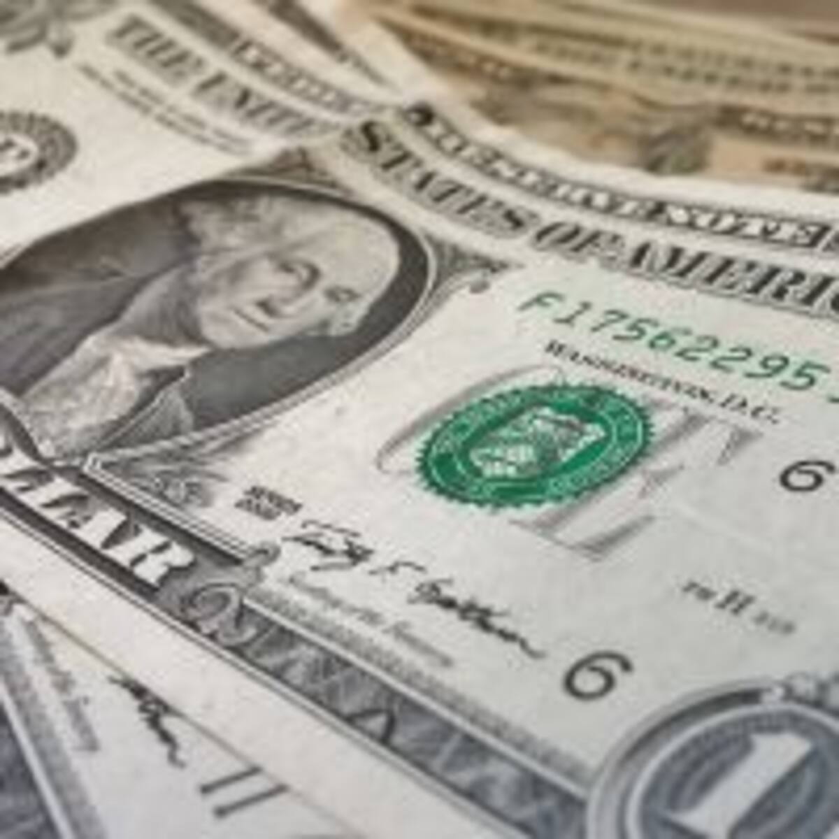 Dólar HOY 12 de febrero: La moneda inicia la semana con tendencia a la baja