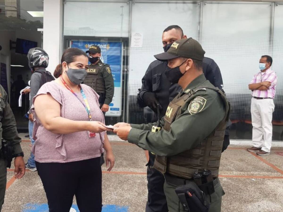 Policía recupera dinero en un cajero electrónico en Ibagué