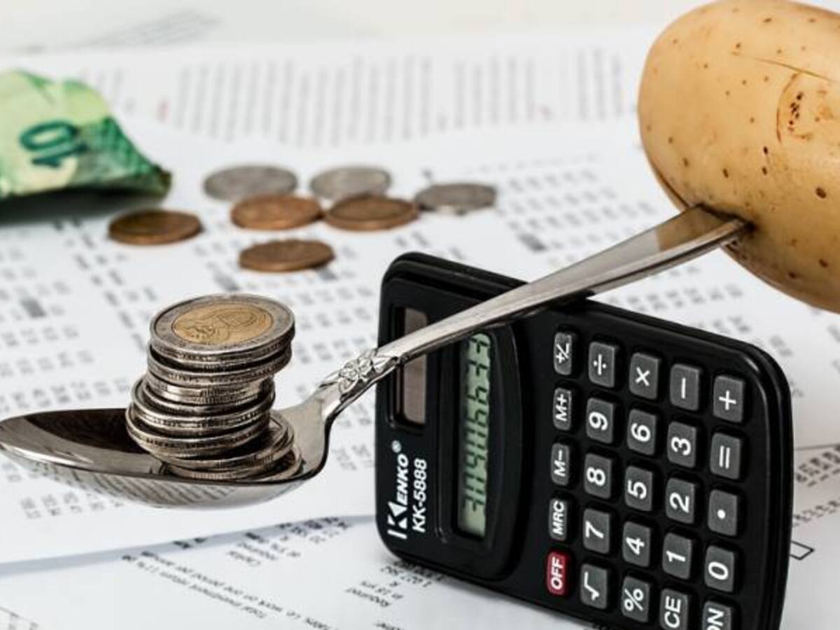 Inflación a la baja es fundamental para promover empleo, producción e inversión: Santos