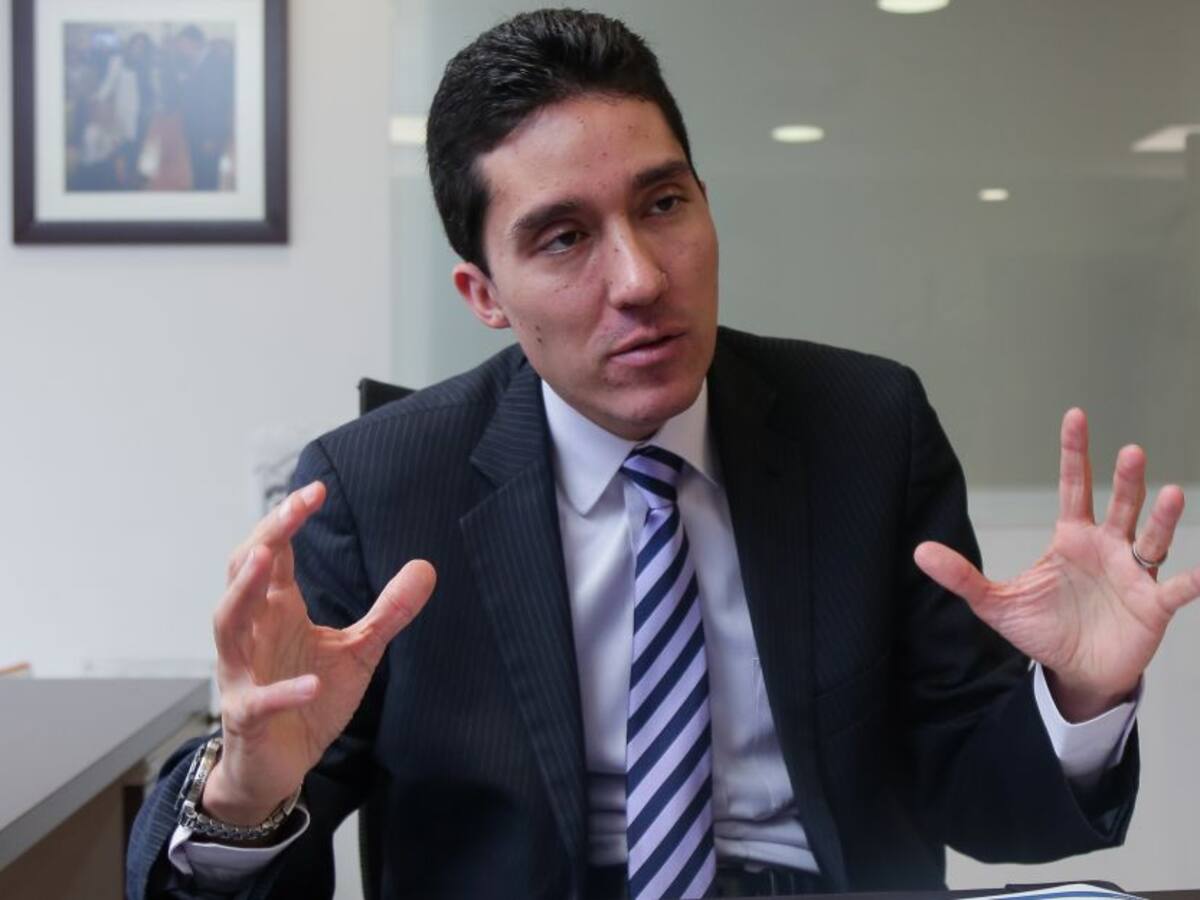 Precio del dólar no solo depende de lo que pasa en Colombia: Fedesarrollo