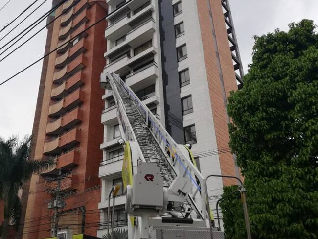 En Medellín asesinan madre e hija y las queman en su casa