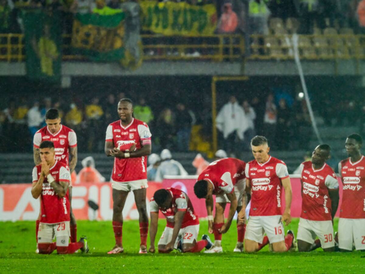 Hugo Rodallega: “El hincha tiene que sentirse orgulloso de este grupo que lo dio todo”
