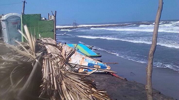 IDEAM mantiene alerta roja en el Caribe por vientos y fuerte oleaje