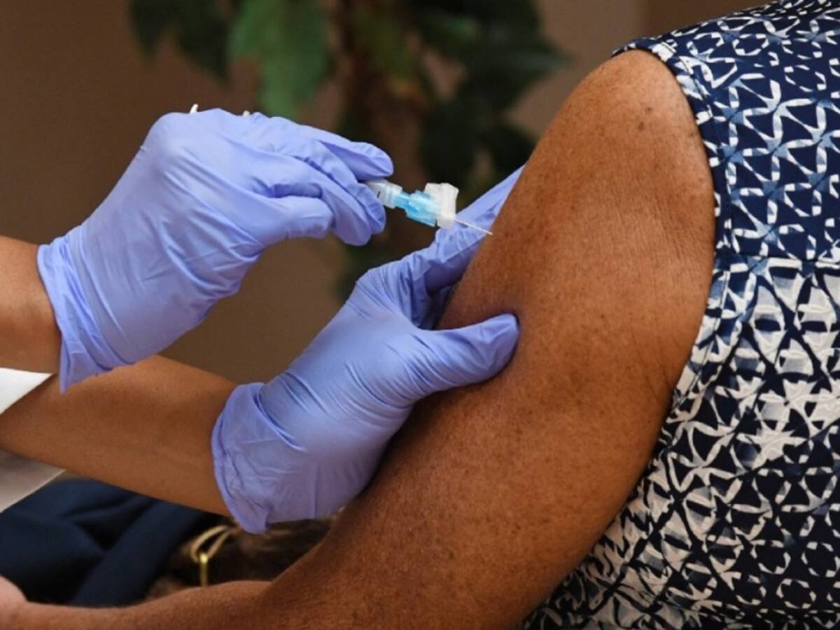 Veedores del sector de la salud denuncian desorden en vacunación