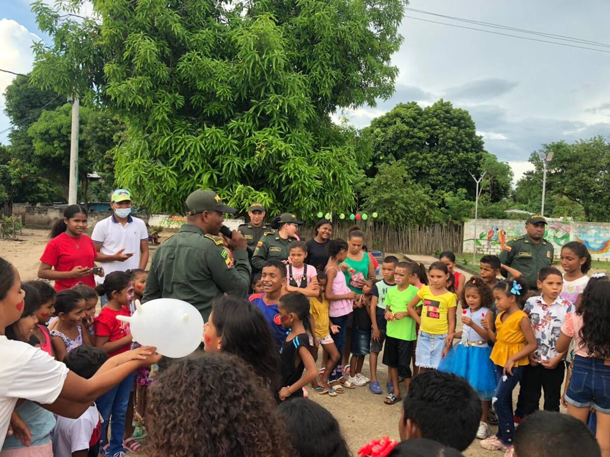 Policía realiza campaña para prevenir uso inadecuado de pólvora en Bolívar