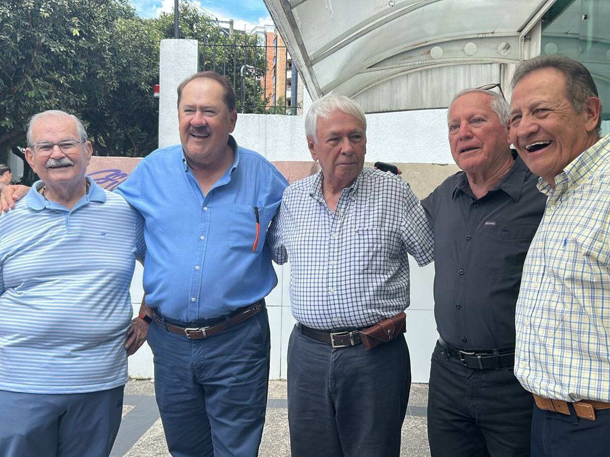 “El profe” Juan Manuel se inscribió como candidato a la alcaldía de Bucaramanga