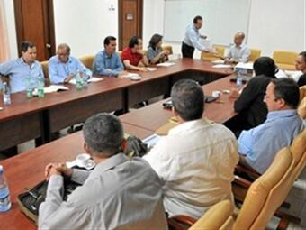Delegaciones del Gobierno y Farc. Foto: Colprensa.