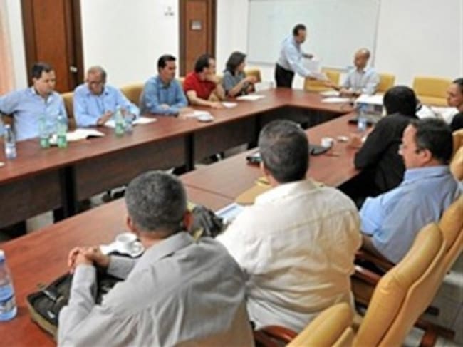 Delegaciones del Gobierno y Farc. Foto: Colprensa.