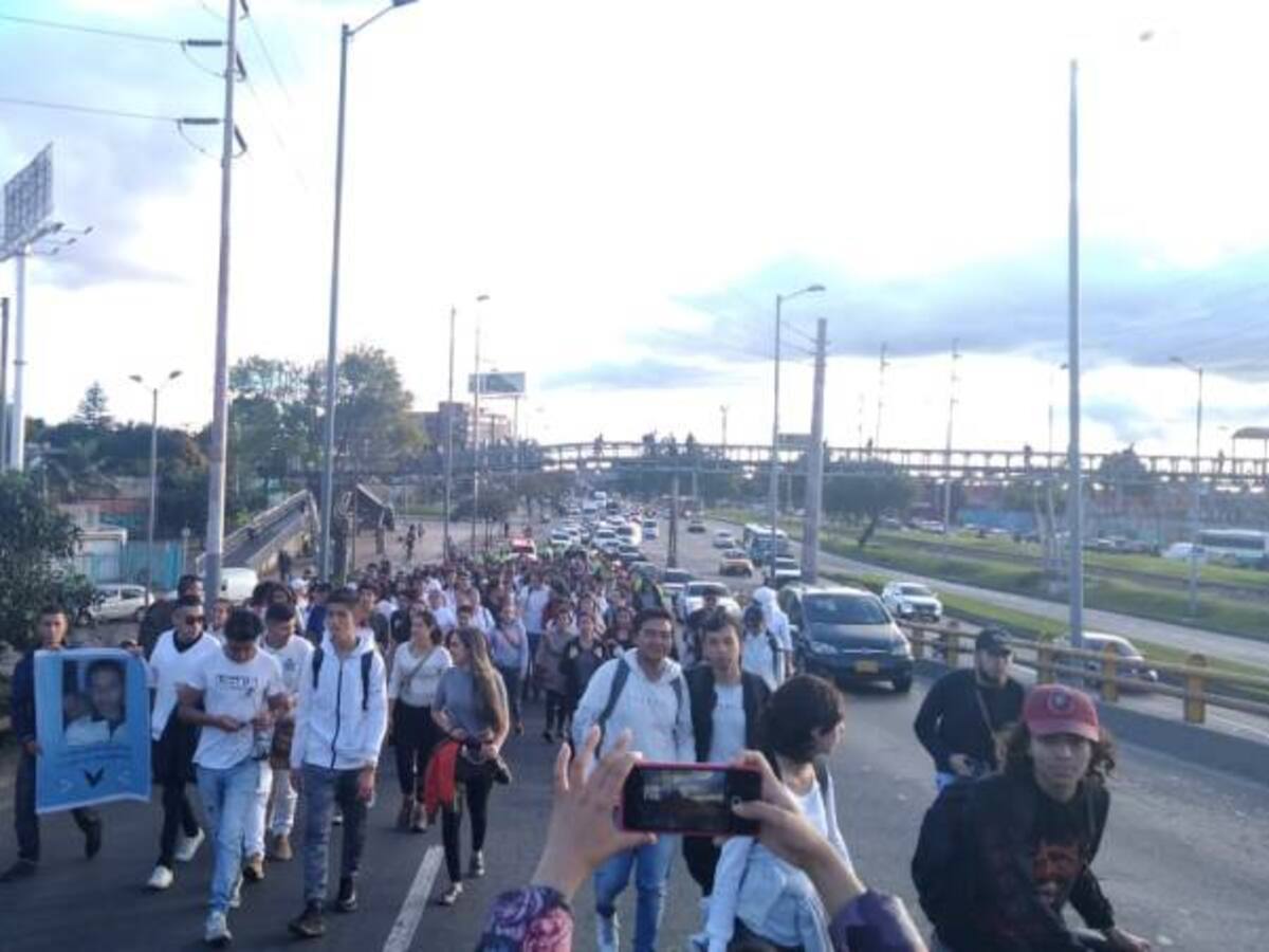 Estudiantes de la Nacional rechazaron la muerte de Camilo Ortiz