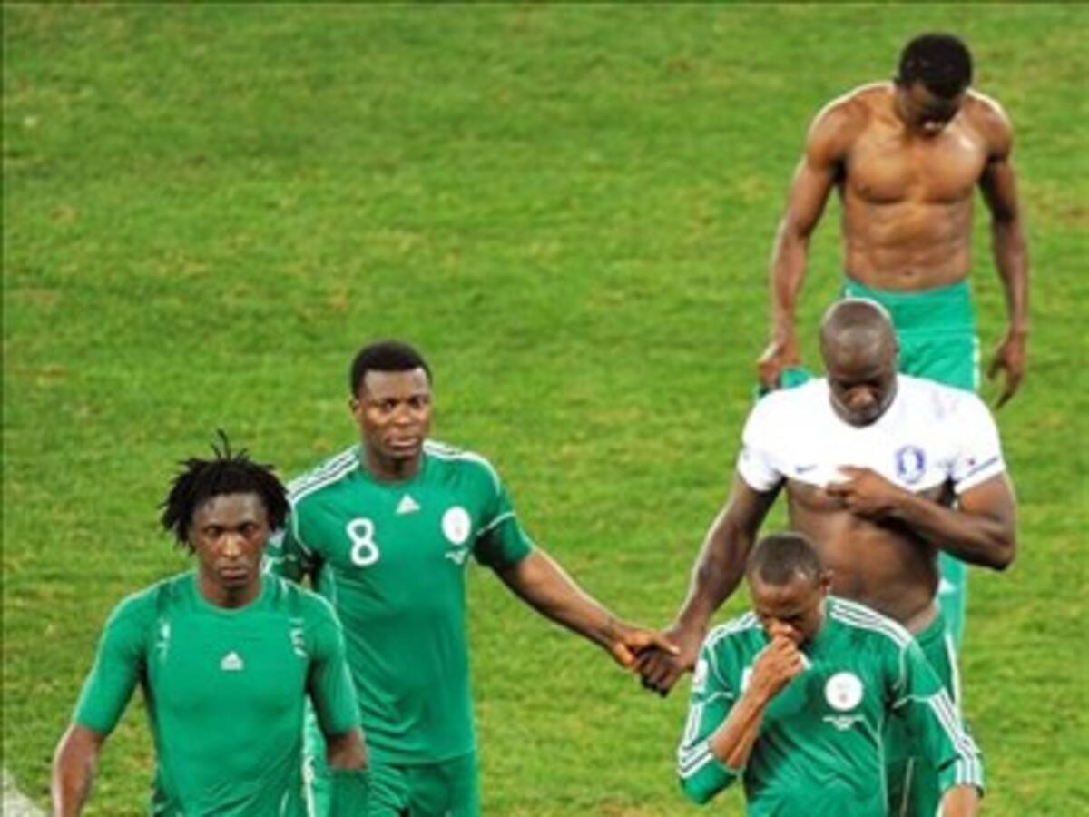 La FIFA amenaza con desafiliar a Nigeria por injerencia del Estado