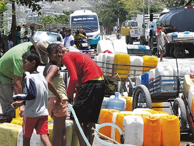 Santa Marta vive una de las peores crisis de abastecimiento de agua potable. Foto: Colprensa