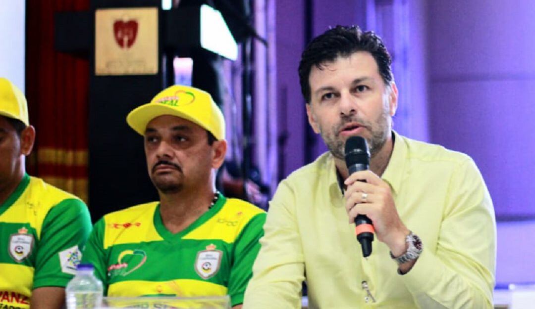 Rodrigo Rendón, en su condición de representante legal-presidente del club, fue sancionado con 10 salarios mínimos legales mensuales vigentes.