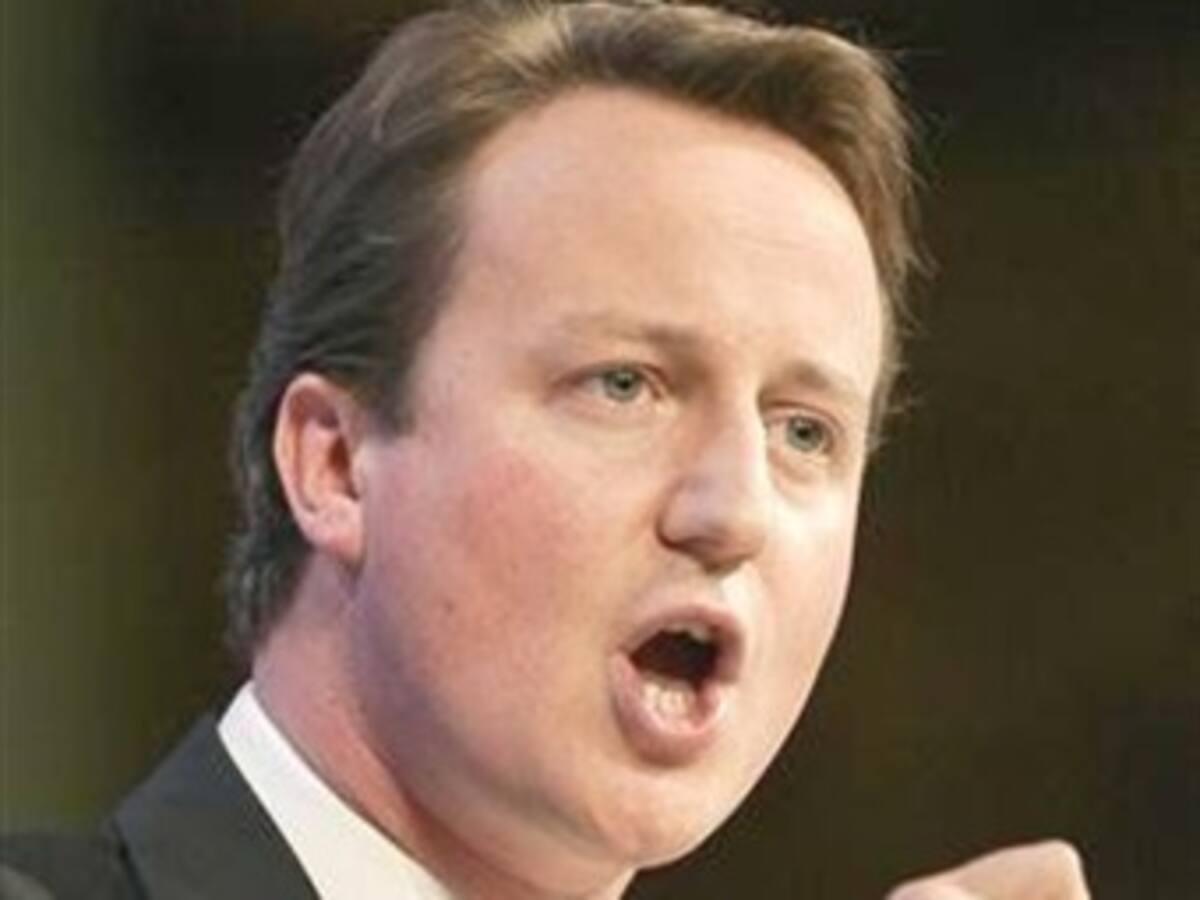 David Cameron: 'la reputación de la FIFA está en el punto más bajo de su historia'