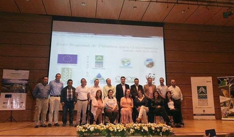 En el Centro de Convenciones de Armenia se llevó a cabo el acto donde se firmó el documento para la protección de los páramos